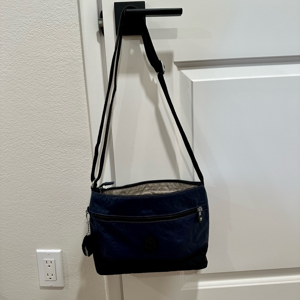 Kipling Crossbody - Picture 2 of 2